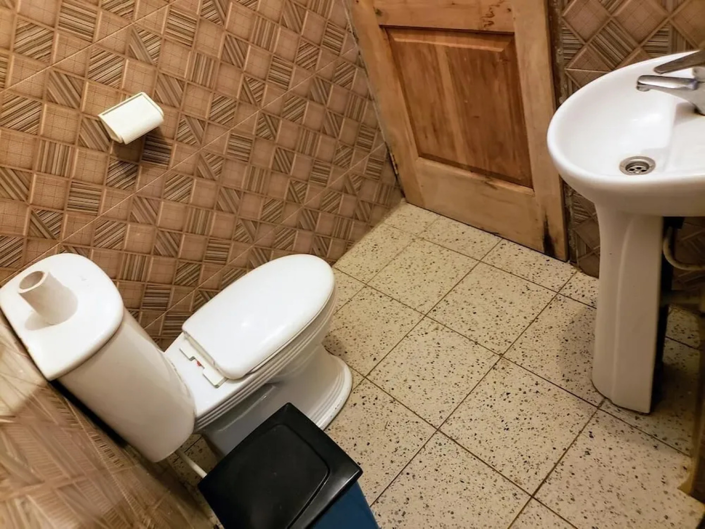 Scorpion Hill Lodge - Hostel