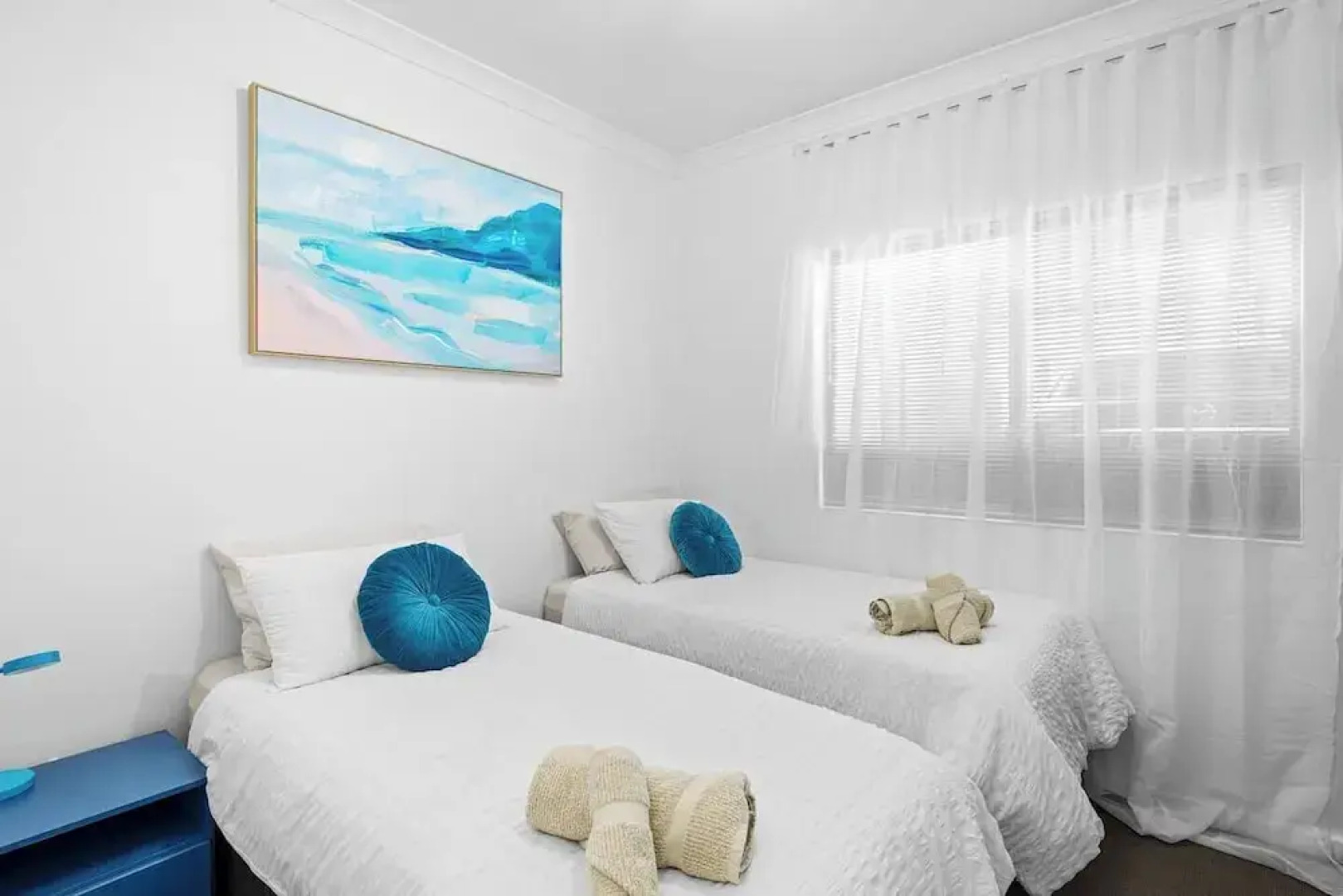 Best Location Armadale Sleeps 6