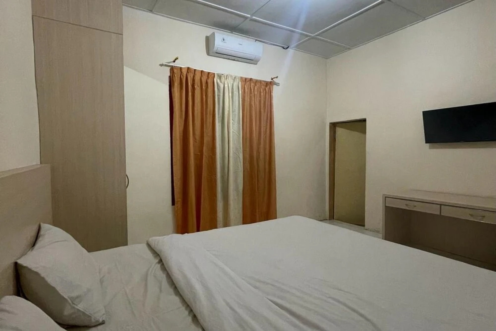Hotel O Homestay Pakmuklis Syariah 2 Near Taman Mini Lhokseumawe