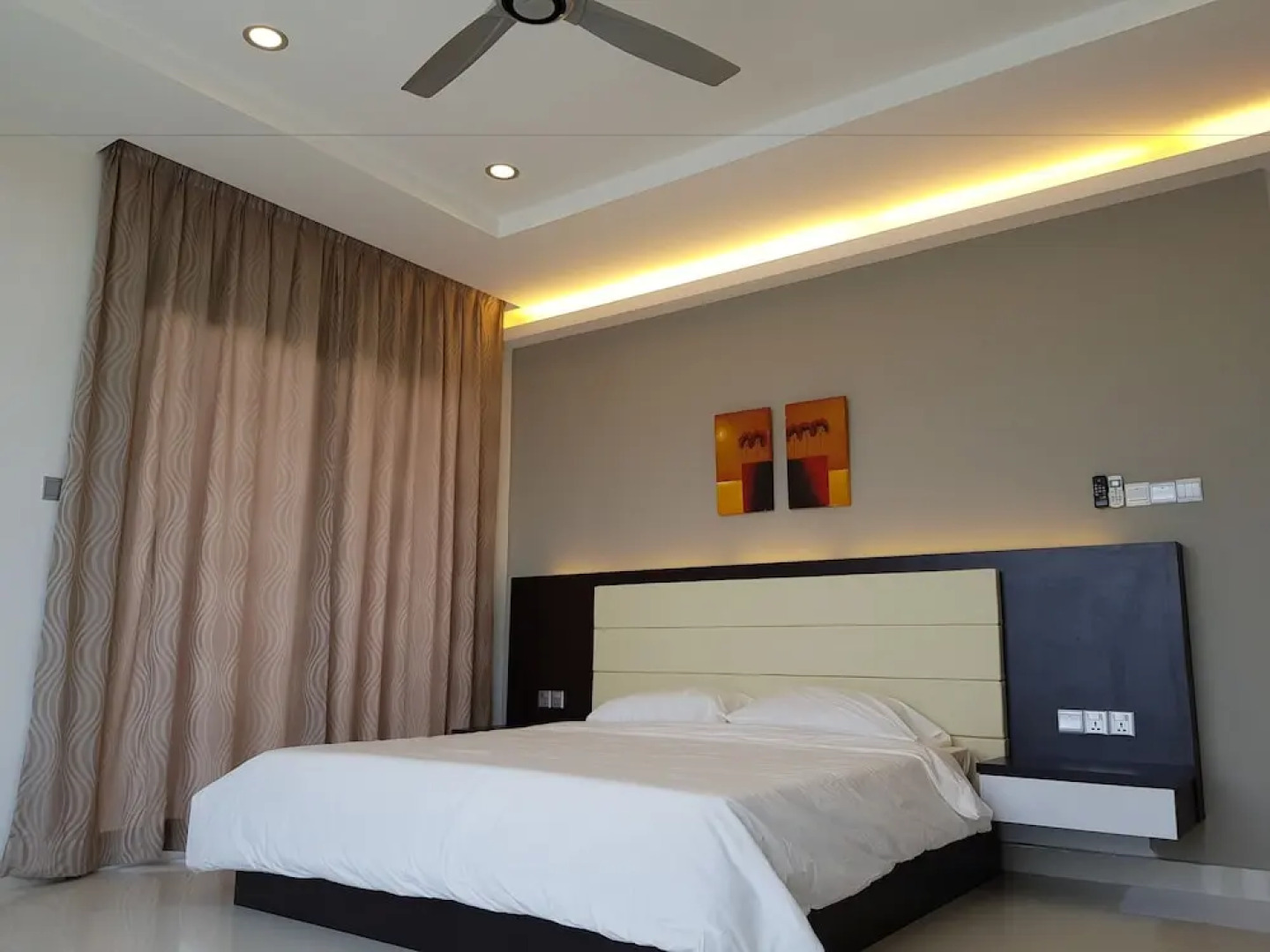 3 Storey Bungalow For Homestay