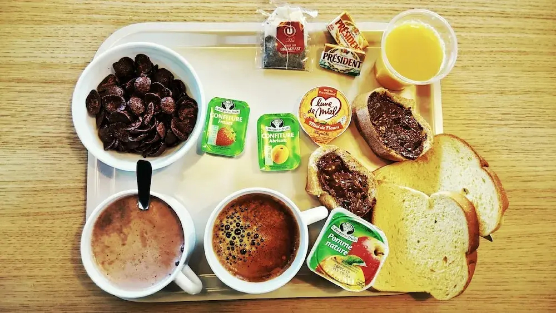 hotelF1 Angers Ouest Beaucouze