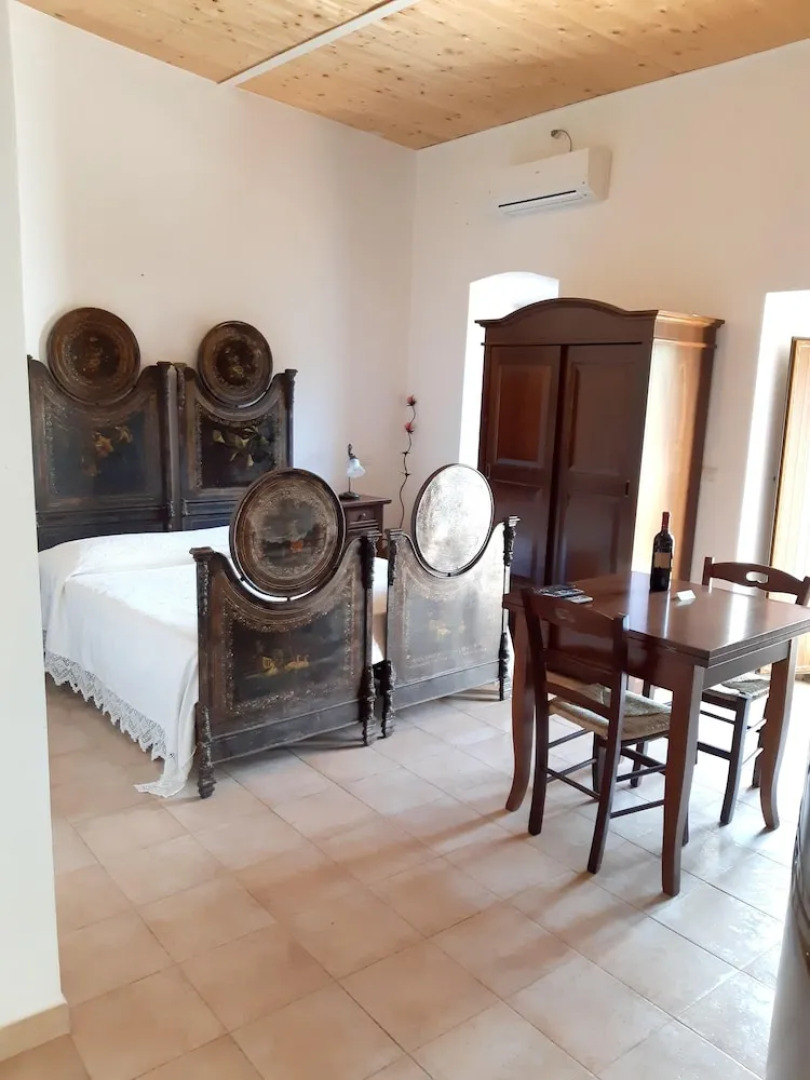 Studio in Badolato, With Wonderful sea View, Pool Access, Furnished Te