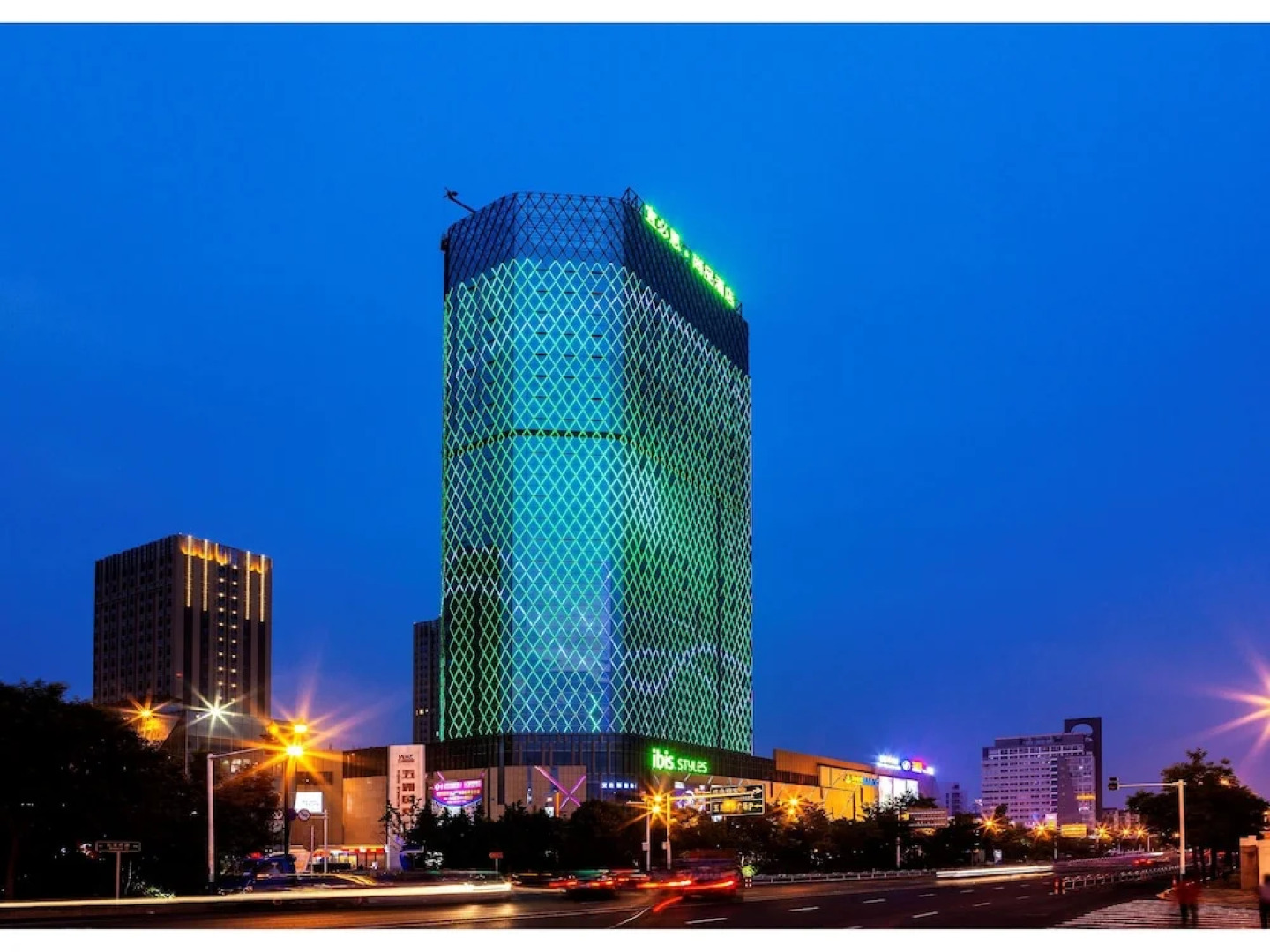 IBIS Styles NT WZ Intl Plz