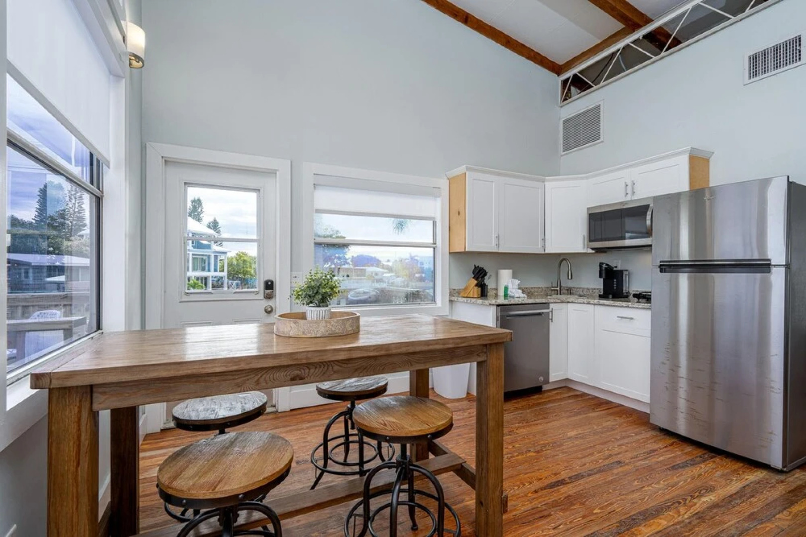 621 Estero - Charming Cozy Cottage by Coastal Vacation Properties