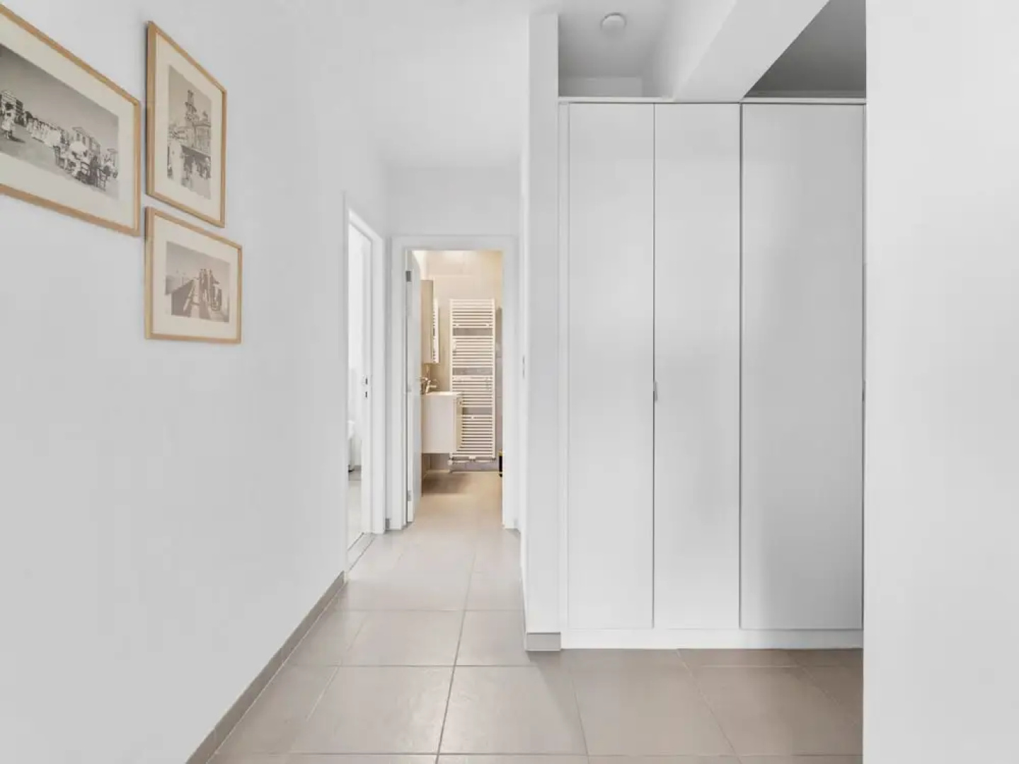 Apartment Near Train Station