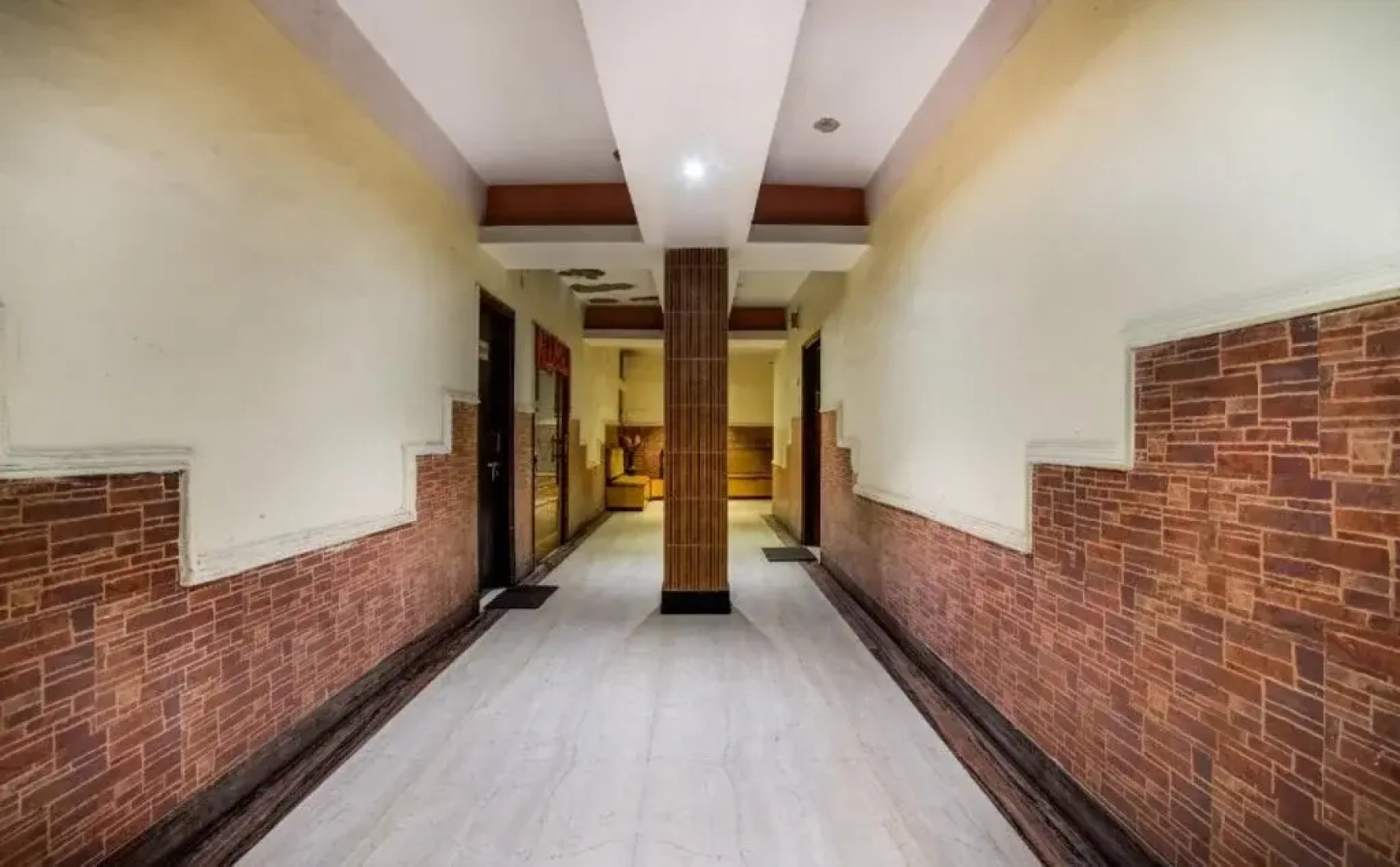 Hotel Hilltop By OYO Rooms