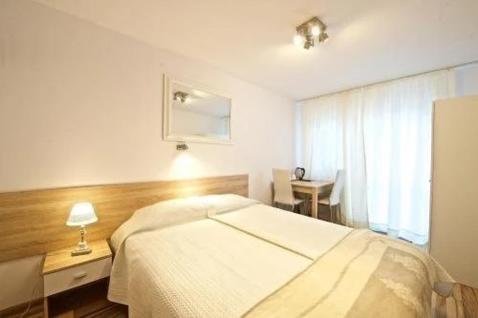 Pokoje Goscinne Niedzwiedz