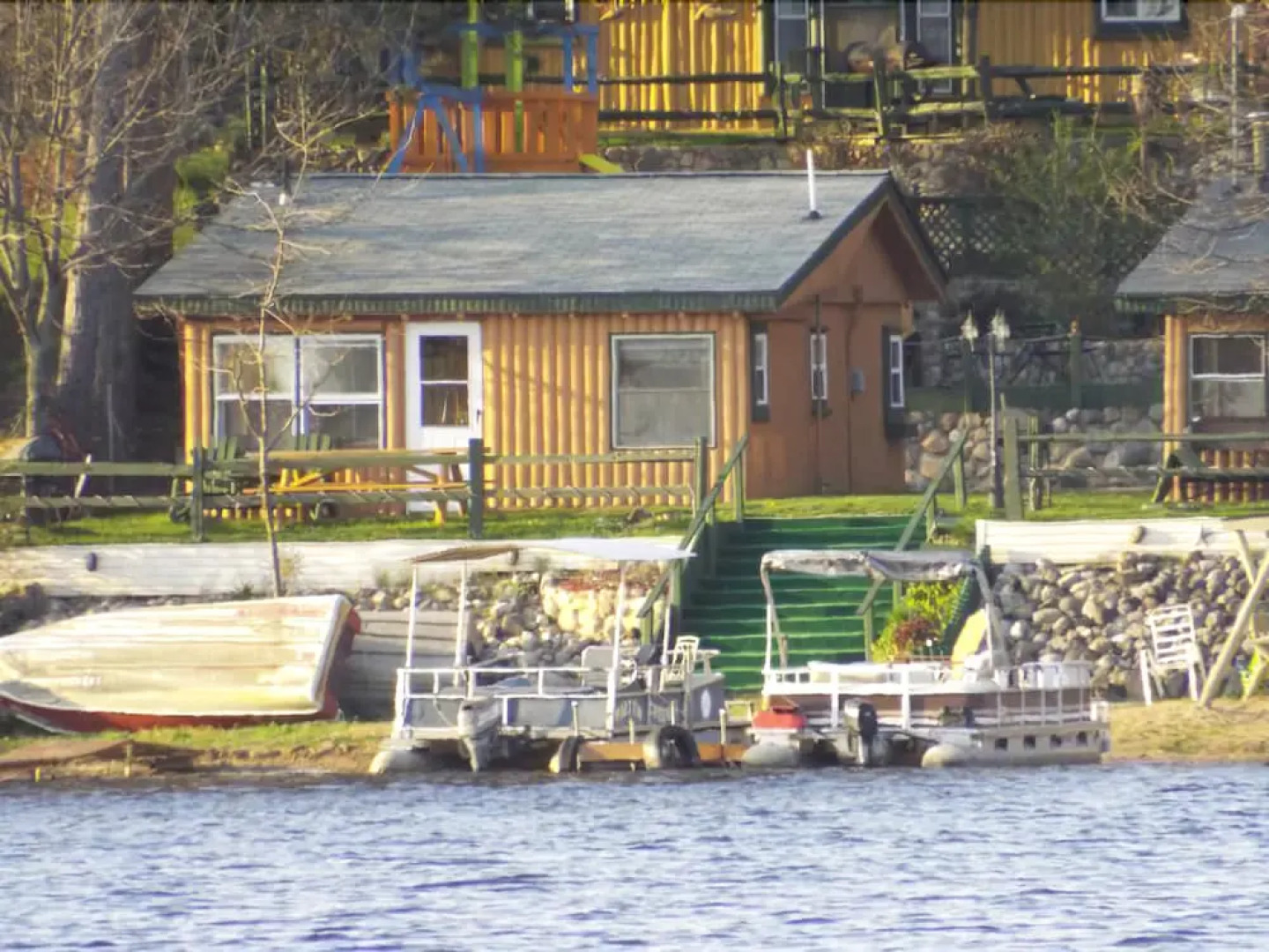 Crooked Lake Resort Cabin 1 (The lake side Stowaway) Holiday home 2 Be