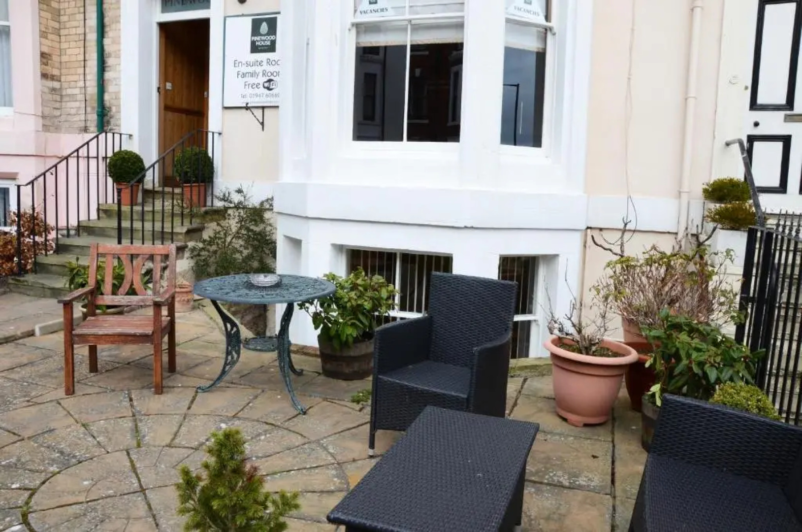 Pinewood Guest House