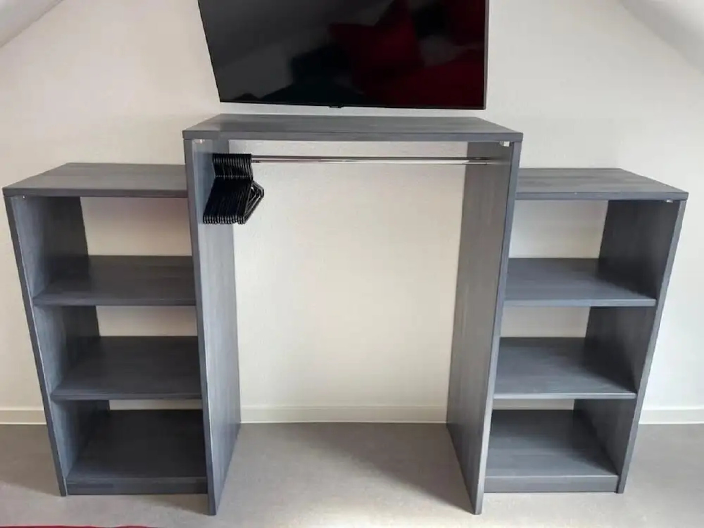 Bente Modern Retreat