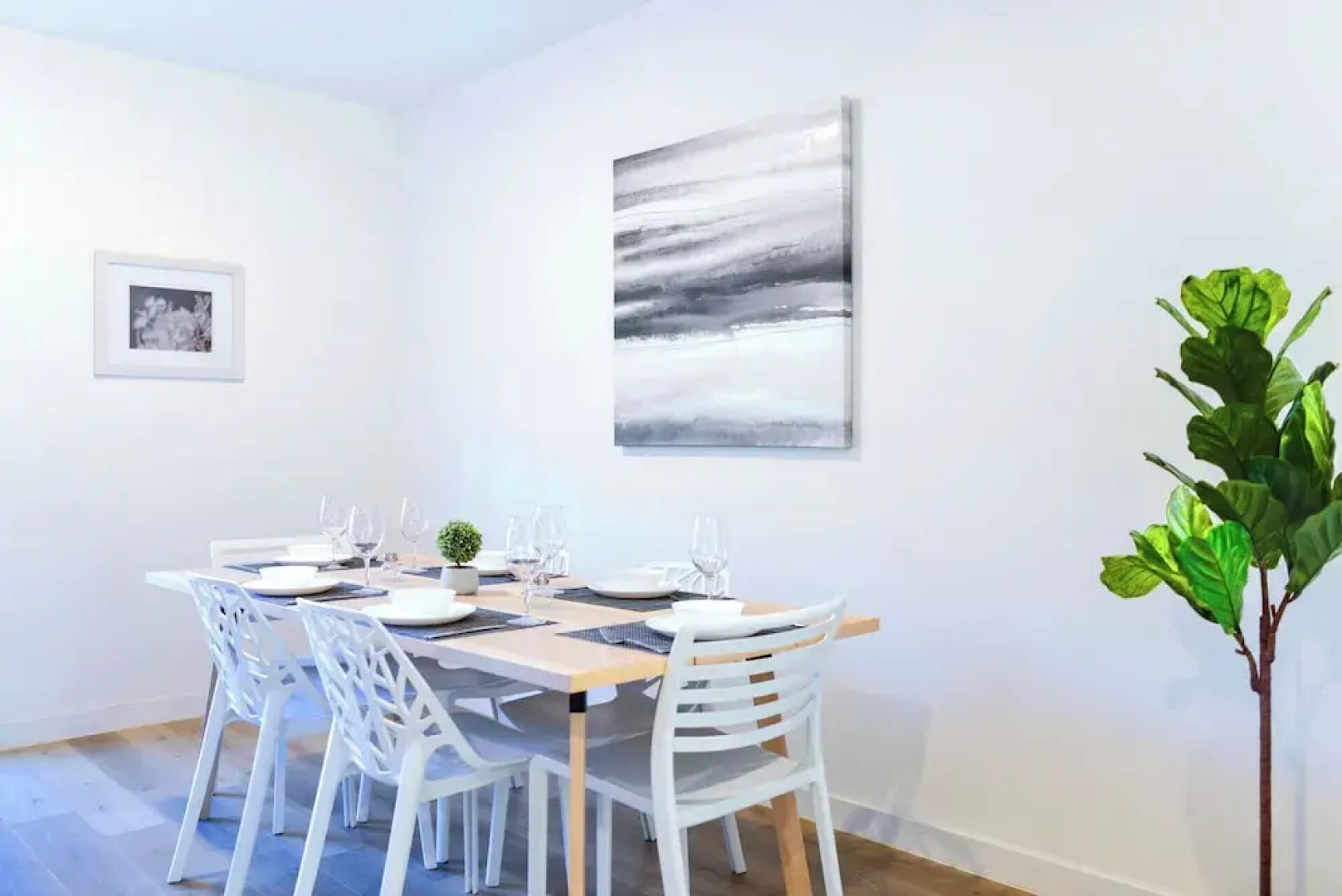 Prime Townhouses Near Design District