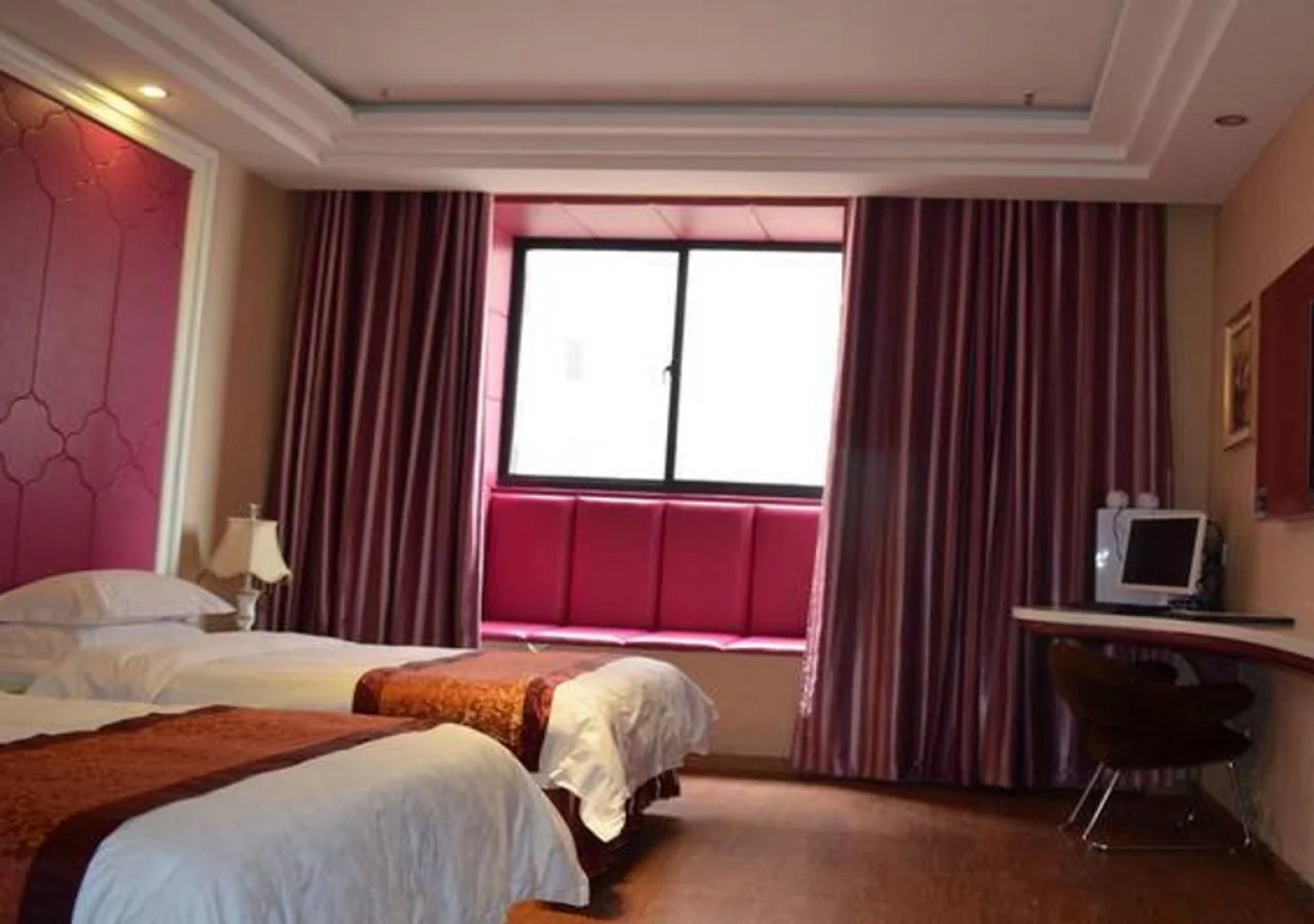 GreenTree Alliance Hotel (Quanjiao High-speed Railway Station Jianghai New City Plaza)