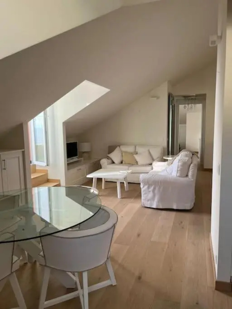 Rose Attico magnifica vista mare parcheggio privato 2 minuti dalla spiaggia