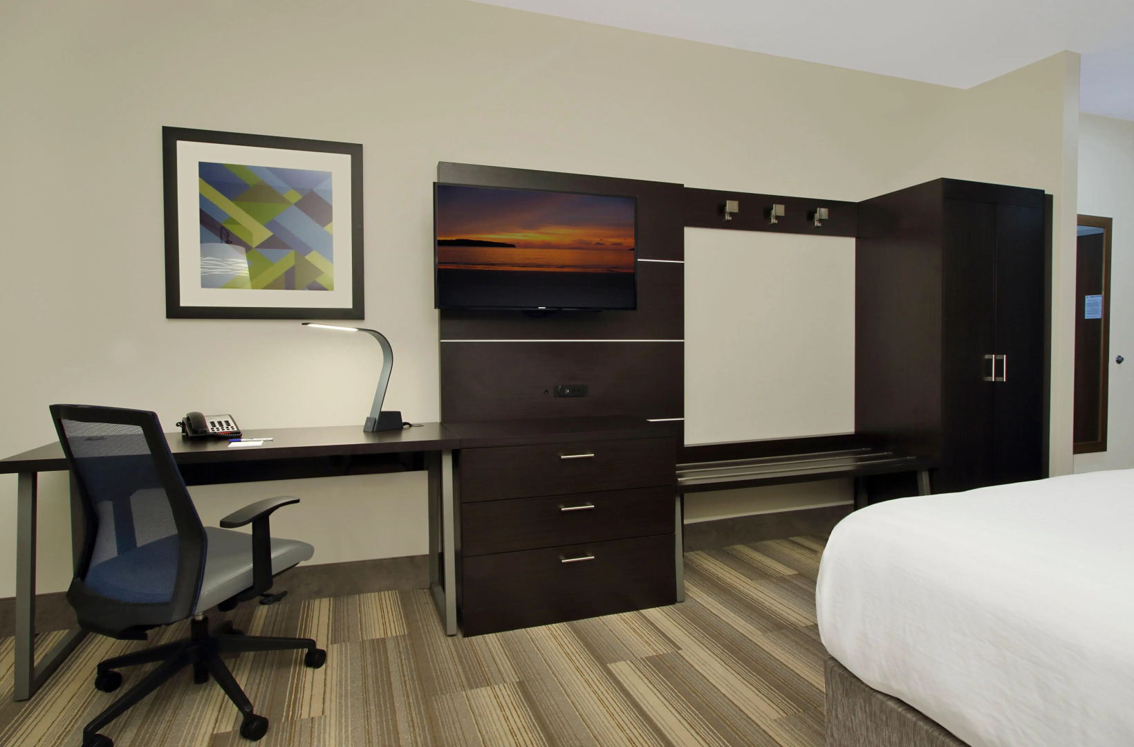 Holiday Inn Express & Suites Brookshire - Katy Freeway by IHG