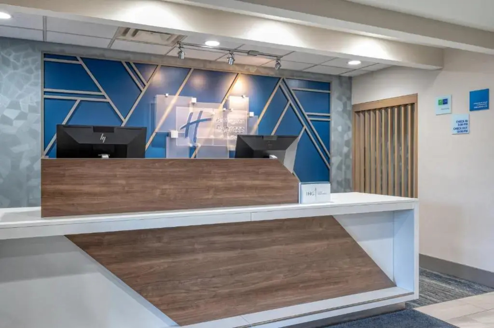 Holiday Inn Express & Suites Gahanna/Columbus Airport by IHG