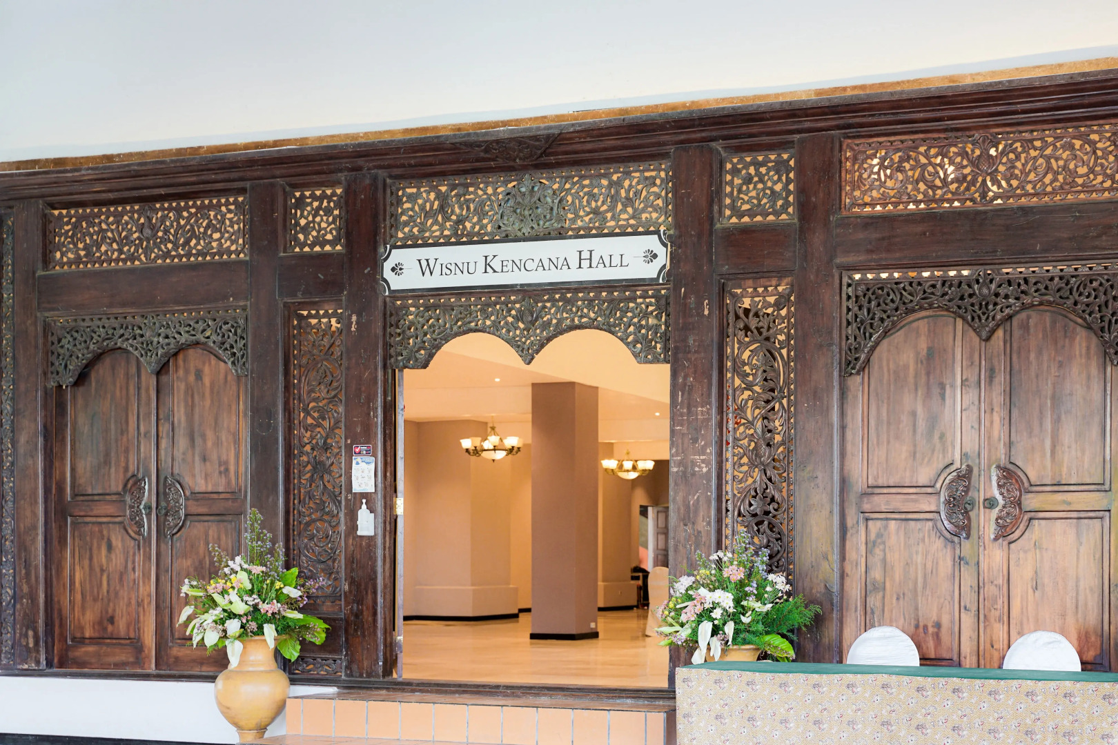 Royal Hotel and Villa Trawas