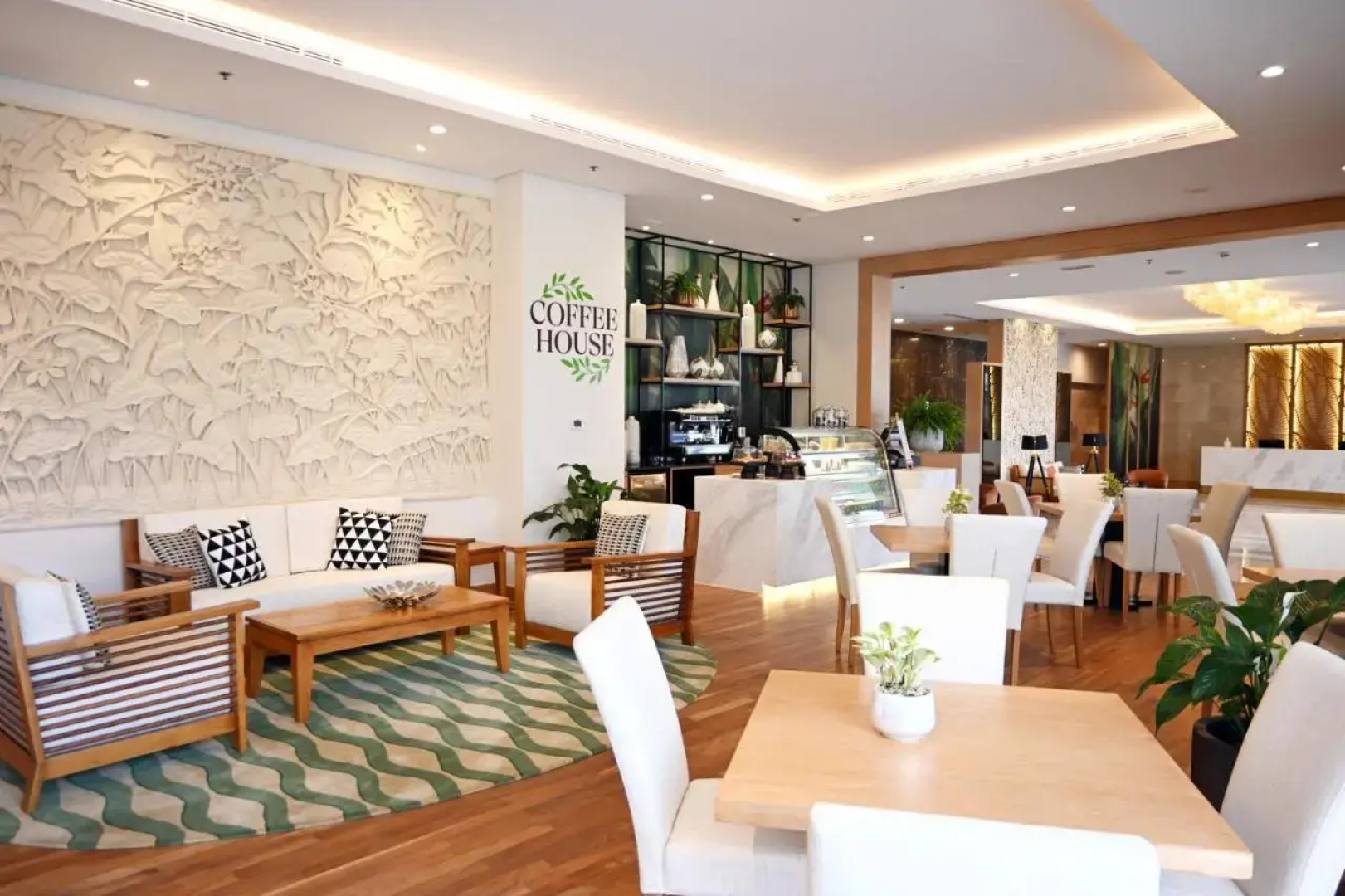 Отель Park Apartments Dubai, an Edge by Rotana