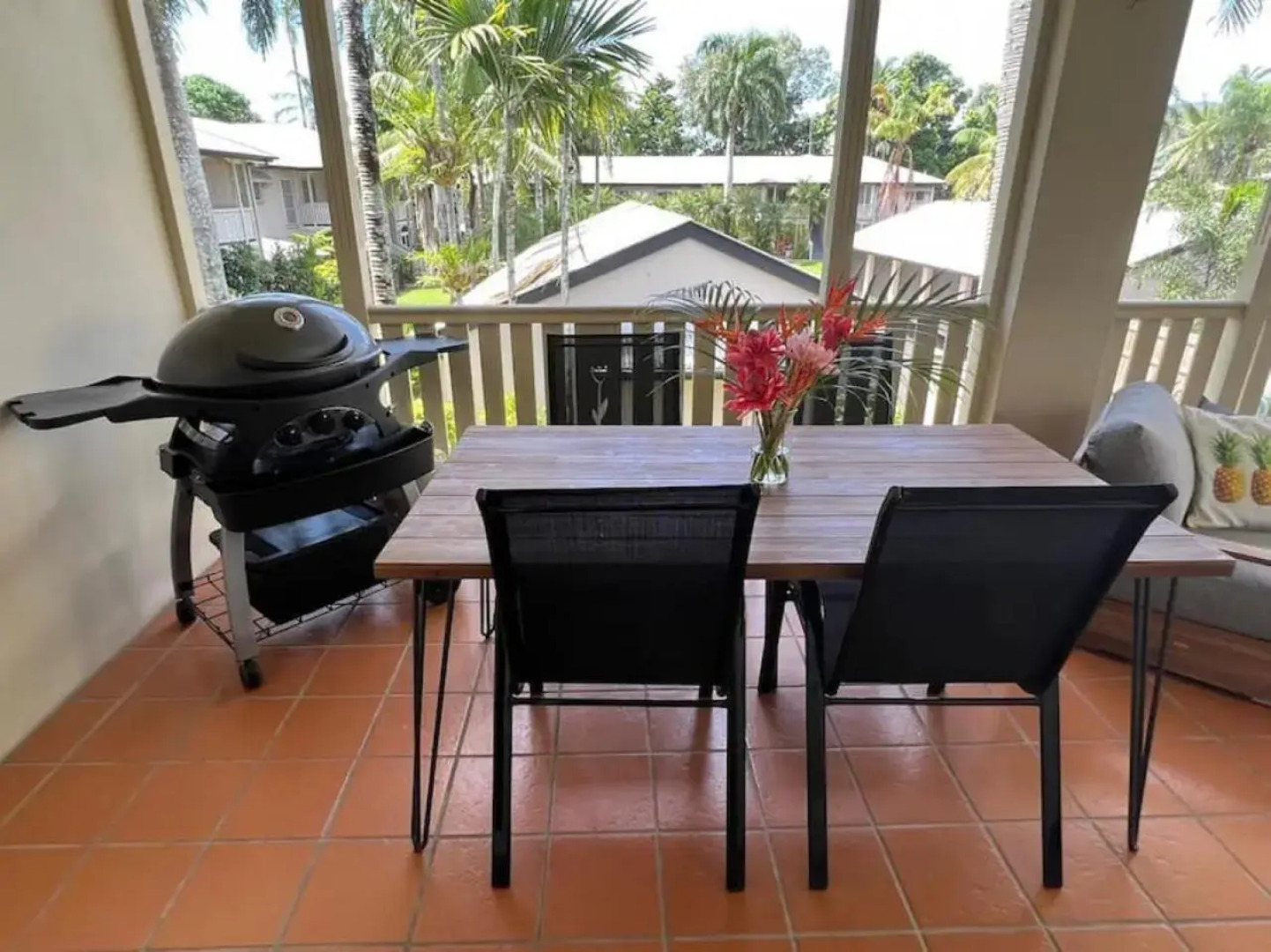 Tiki Dreams - With A Large Breezy Balcony