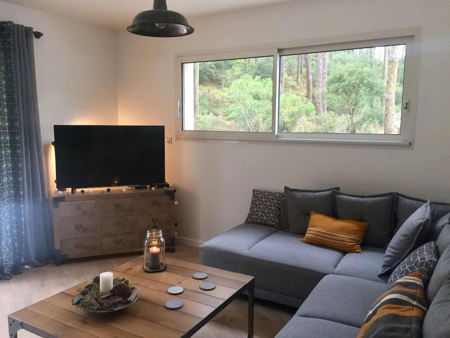 Luxurious Holiday Home in Gironde With Private Garden