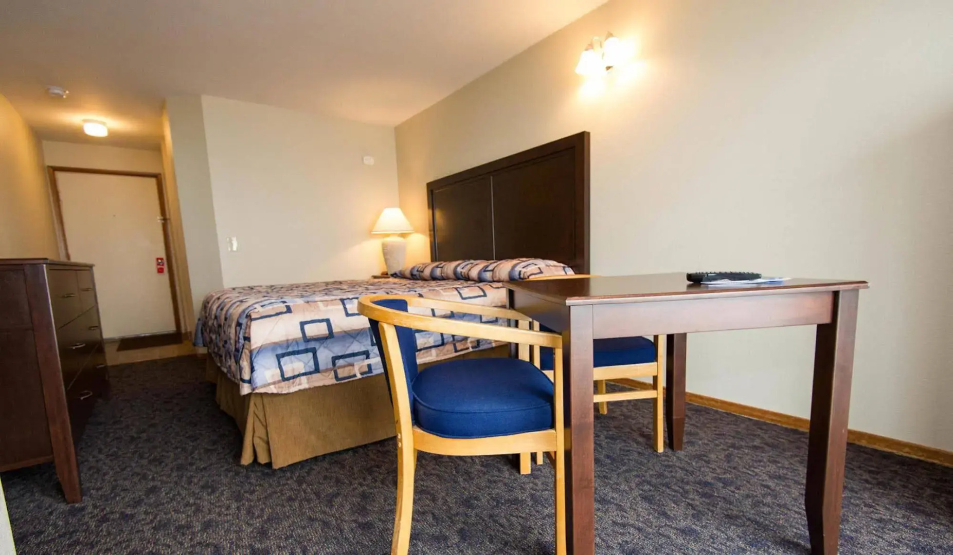 The Sandcastle Beachfront Hotel