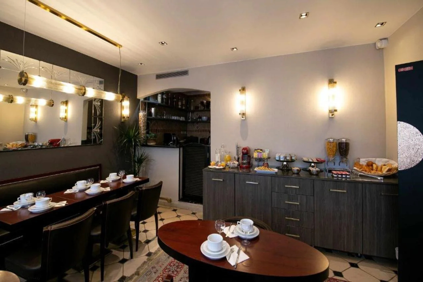 Отель Eiffel Rive Gauche