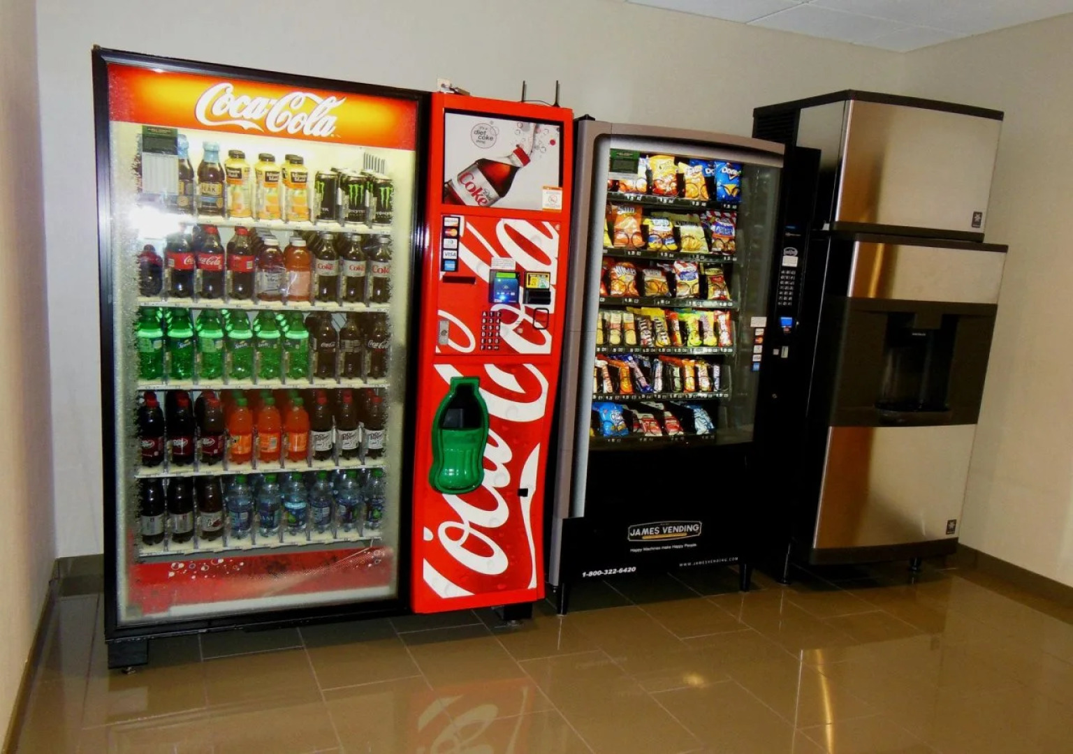 Holiday Inn Express and Suites Washington Meadow L