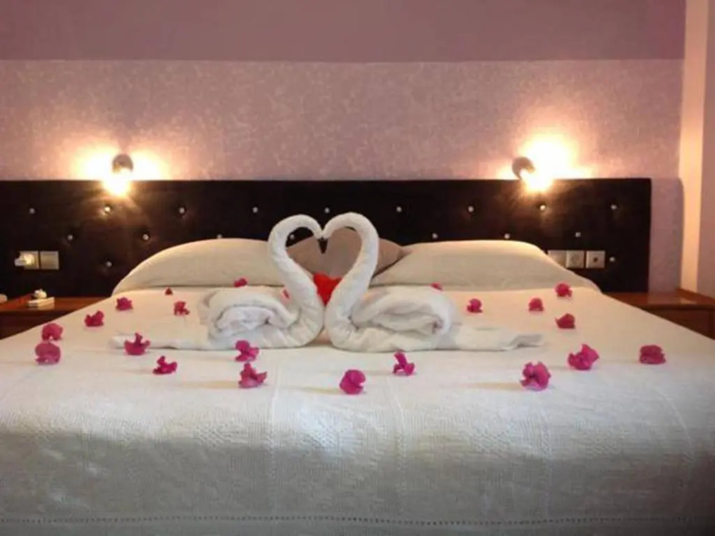 Asterias Studios Apartments