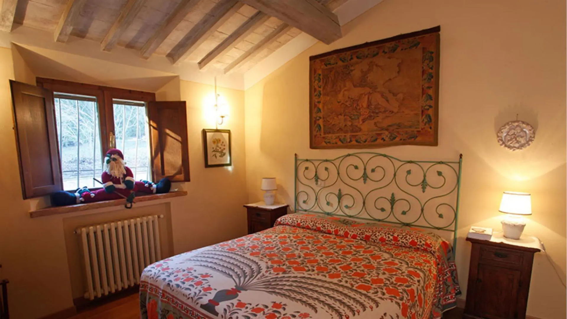 Villa La Felce, a typical Tuscan farmhouse surrounded by nature-VILLA LA FELCE