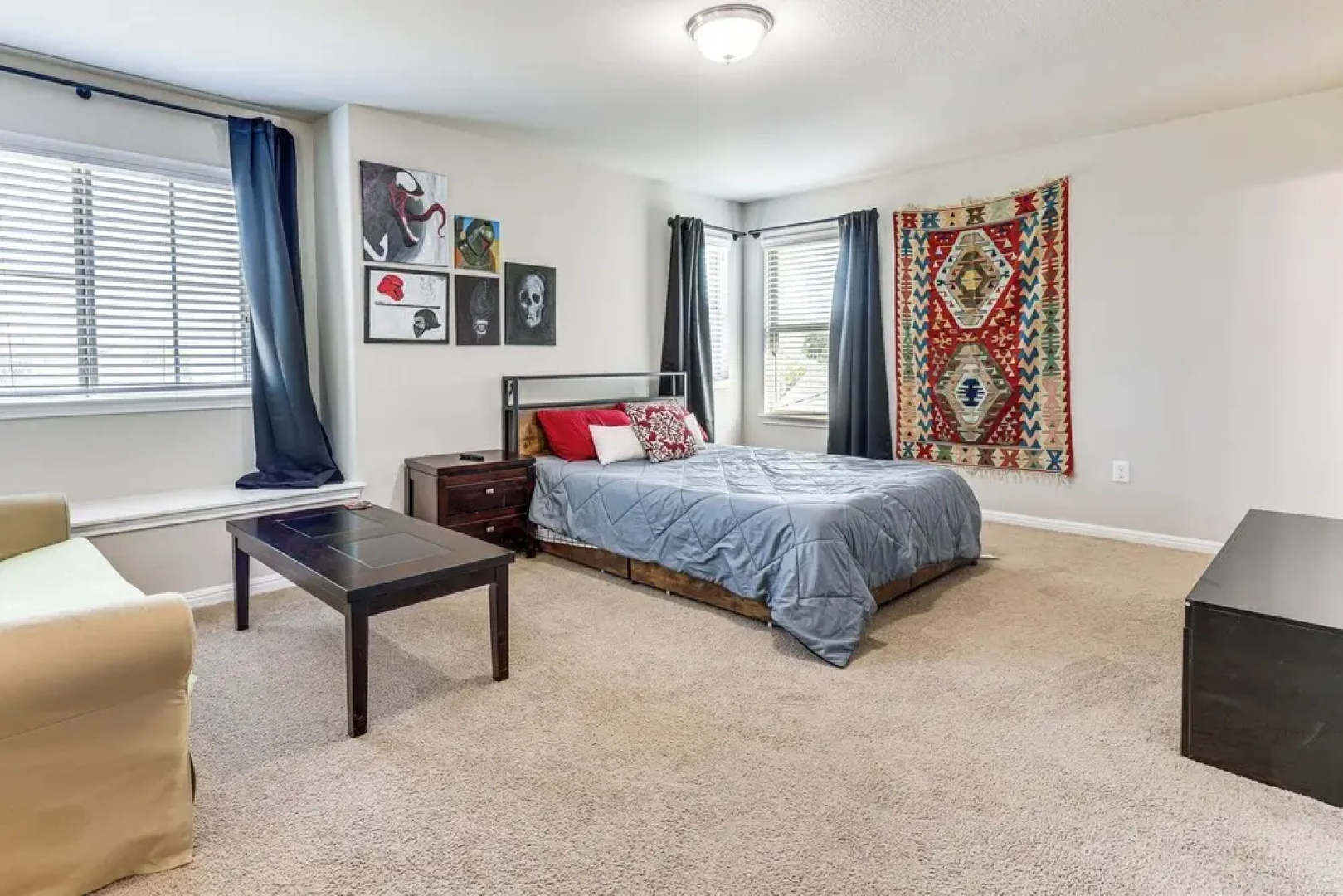 Family Home w/ Pool Access: 5 Mi to Downtown Buda!