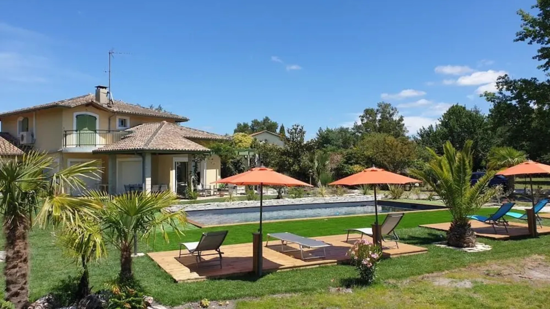 Suite up to 3 people with pool and terrace