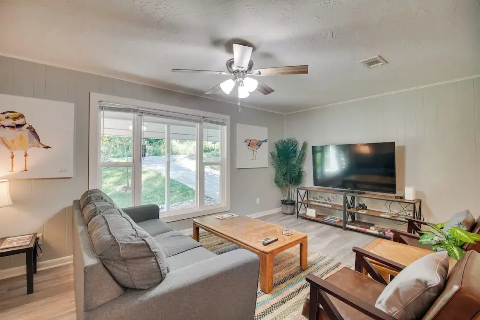 Bella Vista Vacation Rental Near Lake Access!