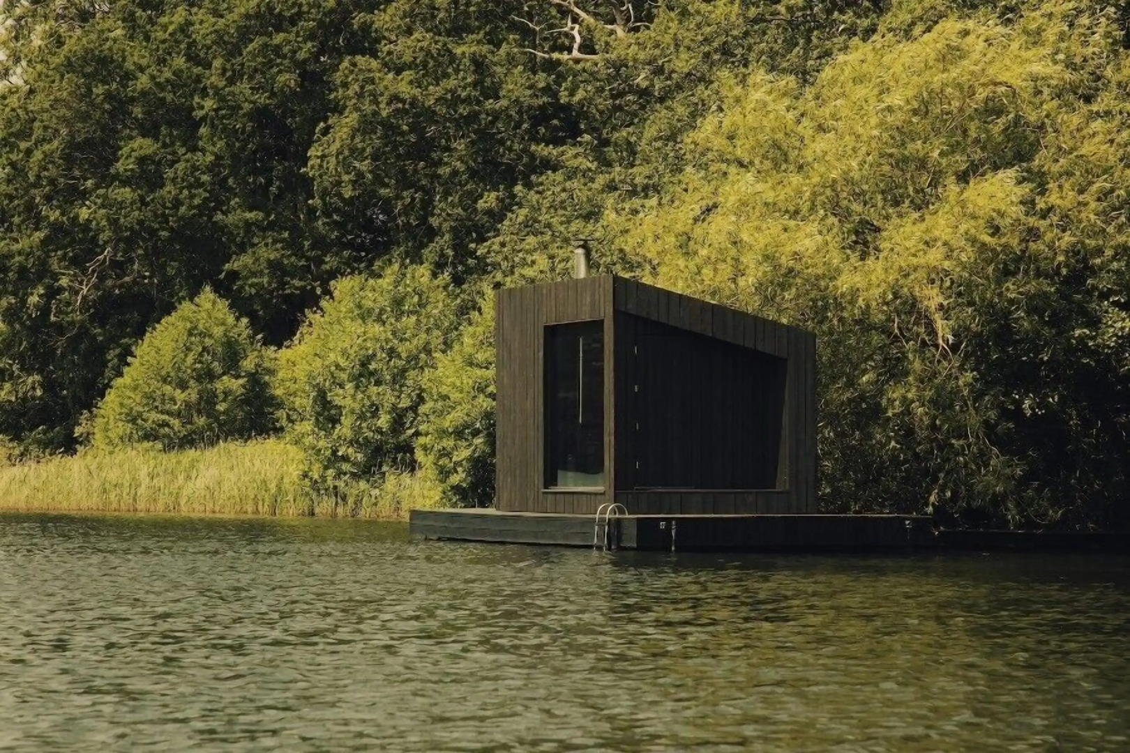 Fritton Lake - The Clubhouse