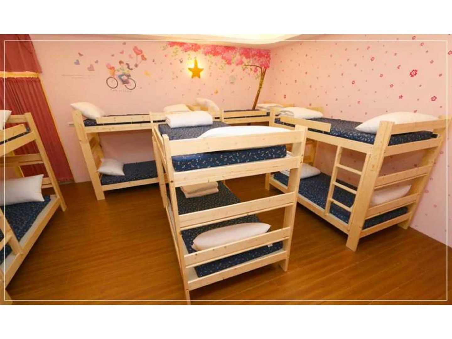 Chalucet Castle Hostel