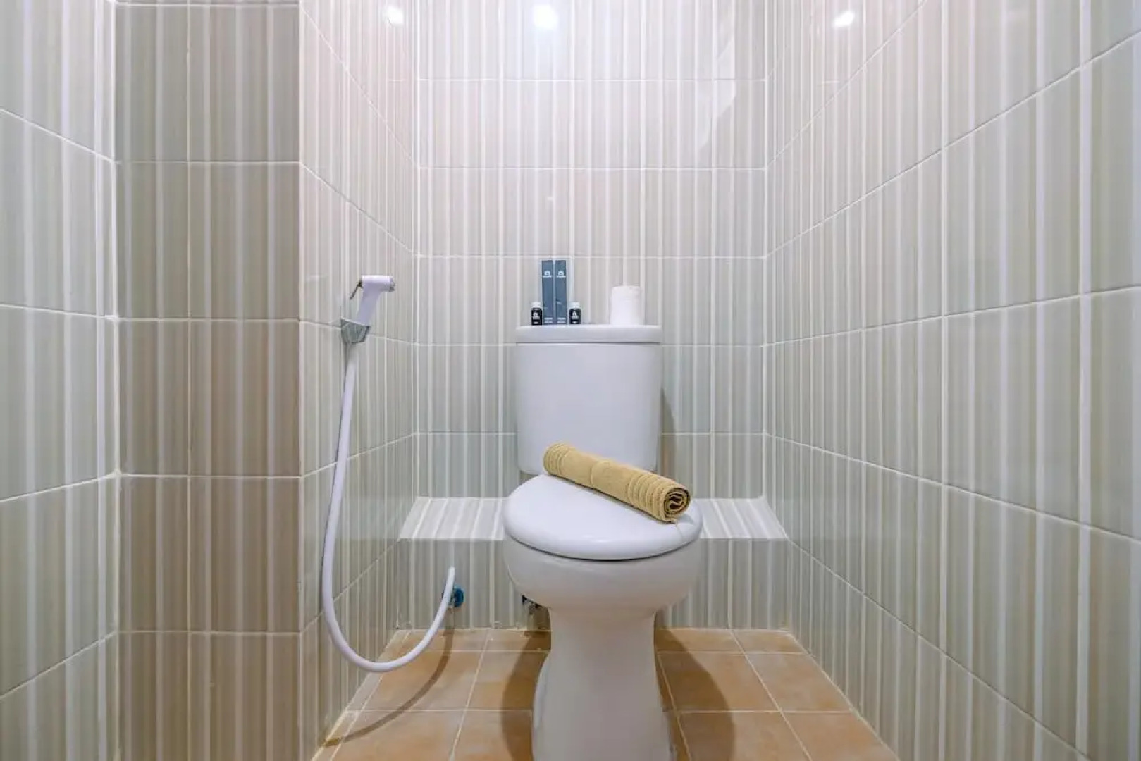 Comfort and Simply Studio Cinere Resort Apartment