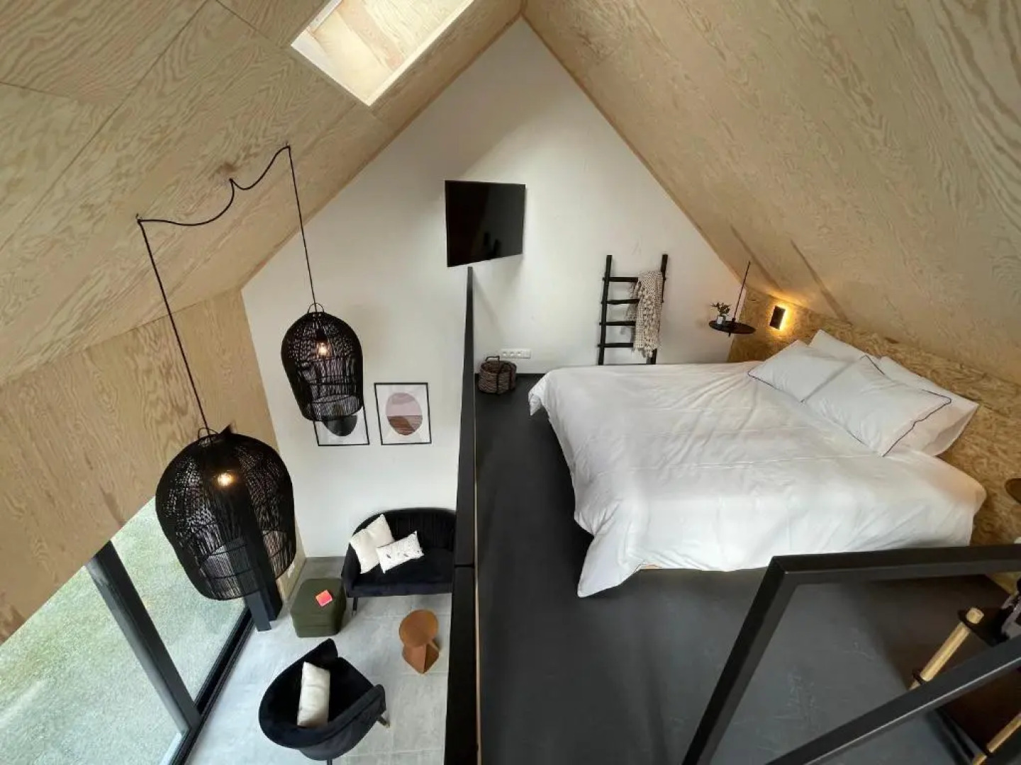 Le Studio du Designer (Adults Only)