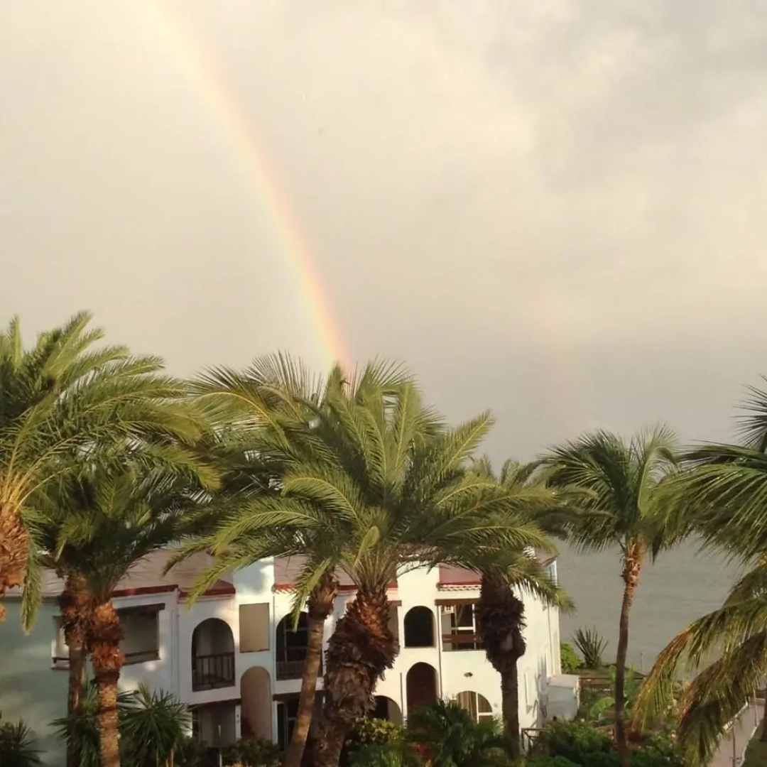 Northshore Seaside Suites