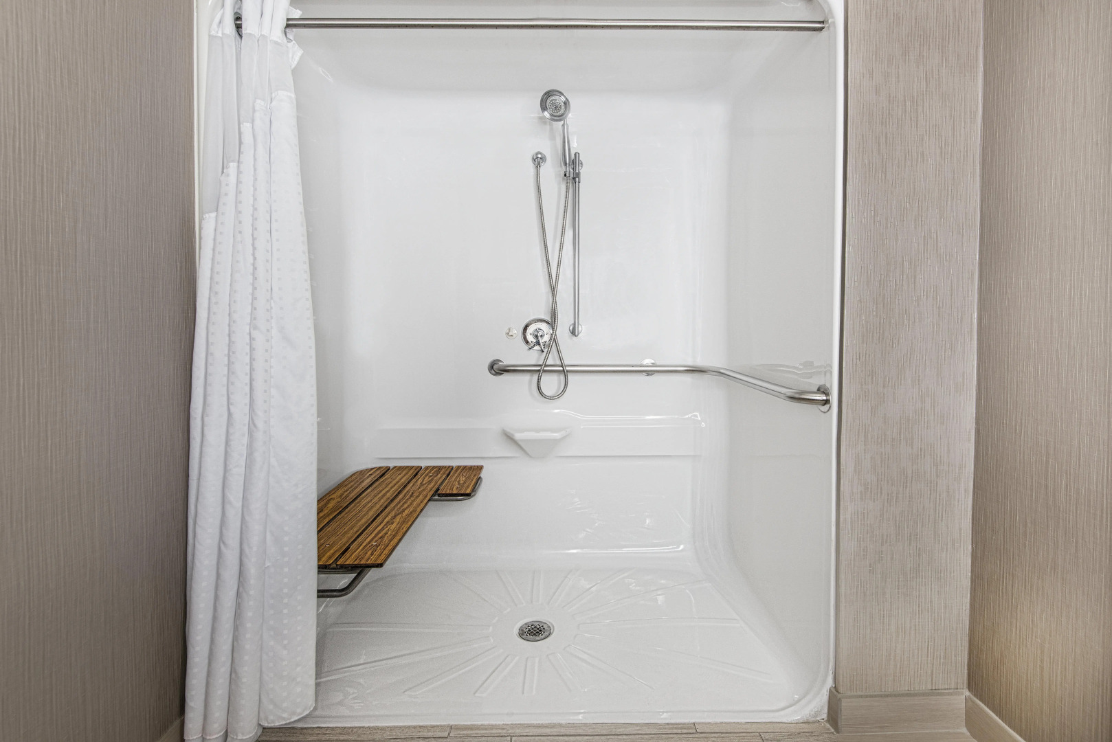 Holiday Inn Express Hotel & Suites Fort Worth Southwest I-20 by IHG