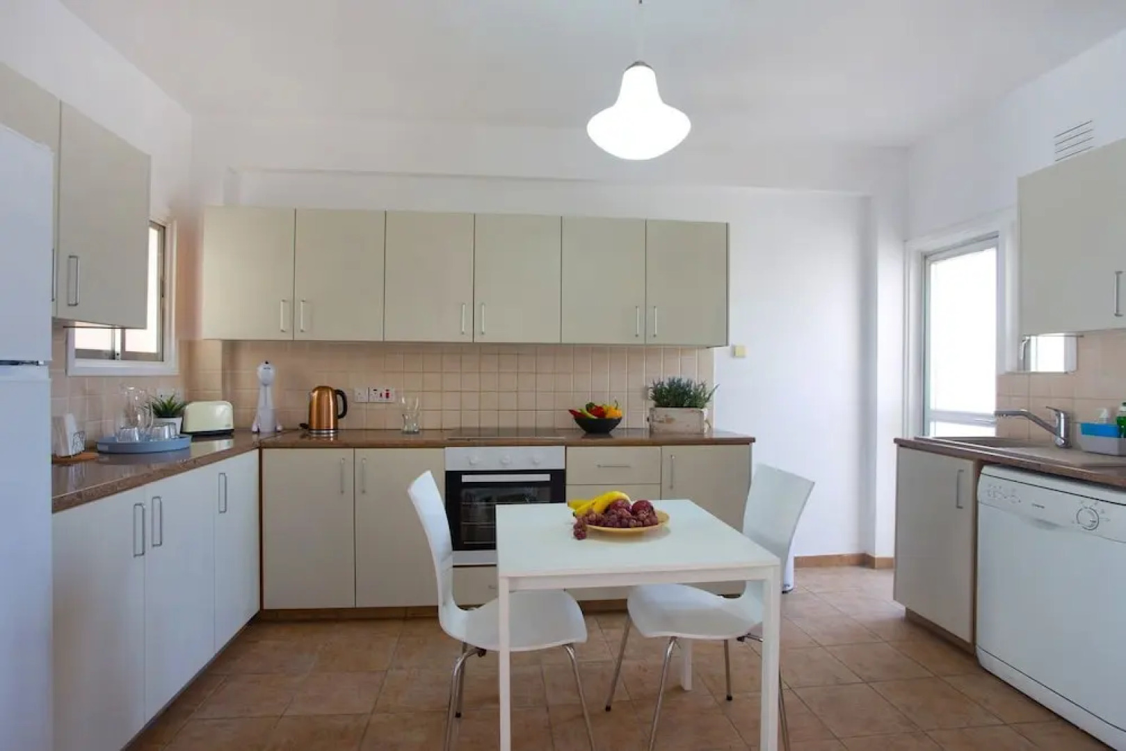 Seaside Luxury Beach Apartment