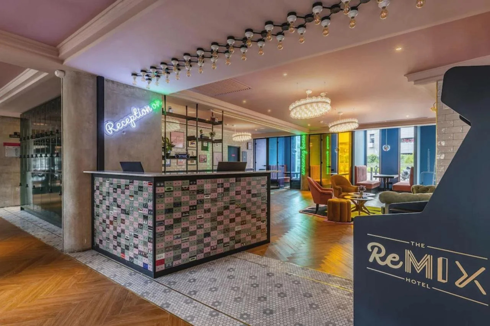 Отель Moxy Paris La Villette