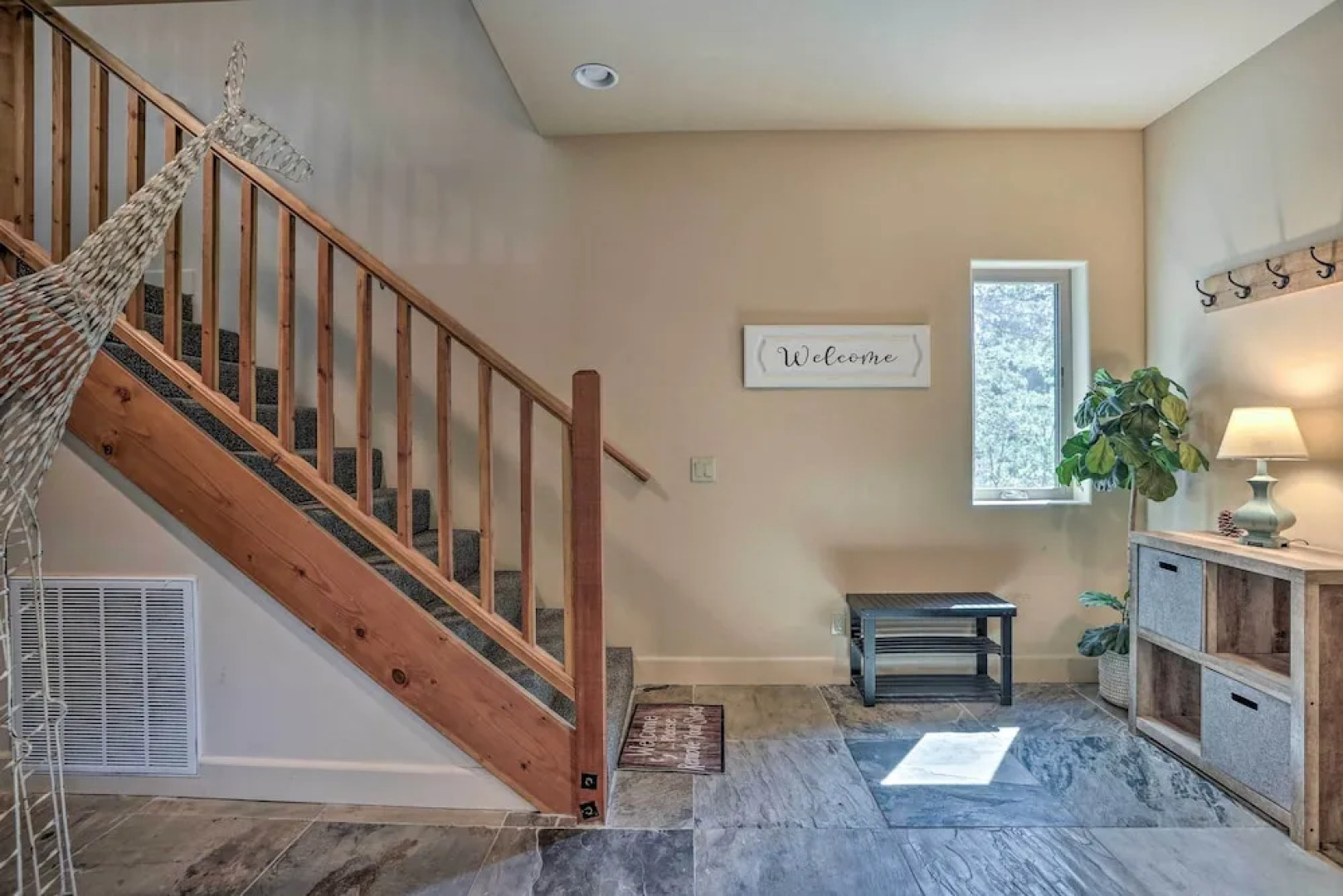 'the Zen Playhouse' w/ Lake Arrowhead Access!