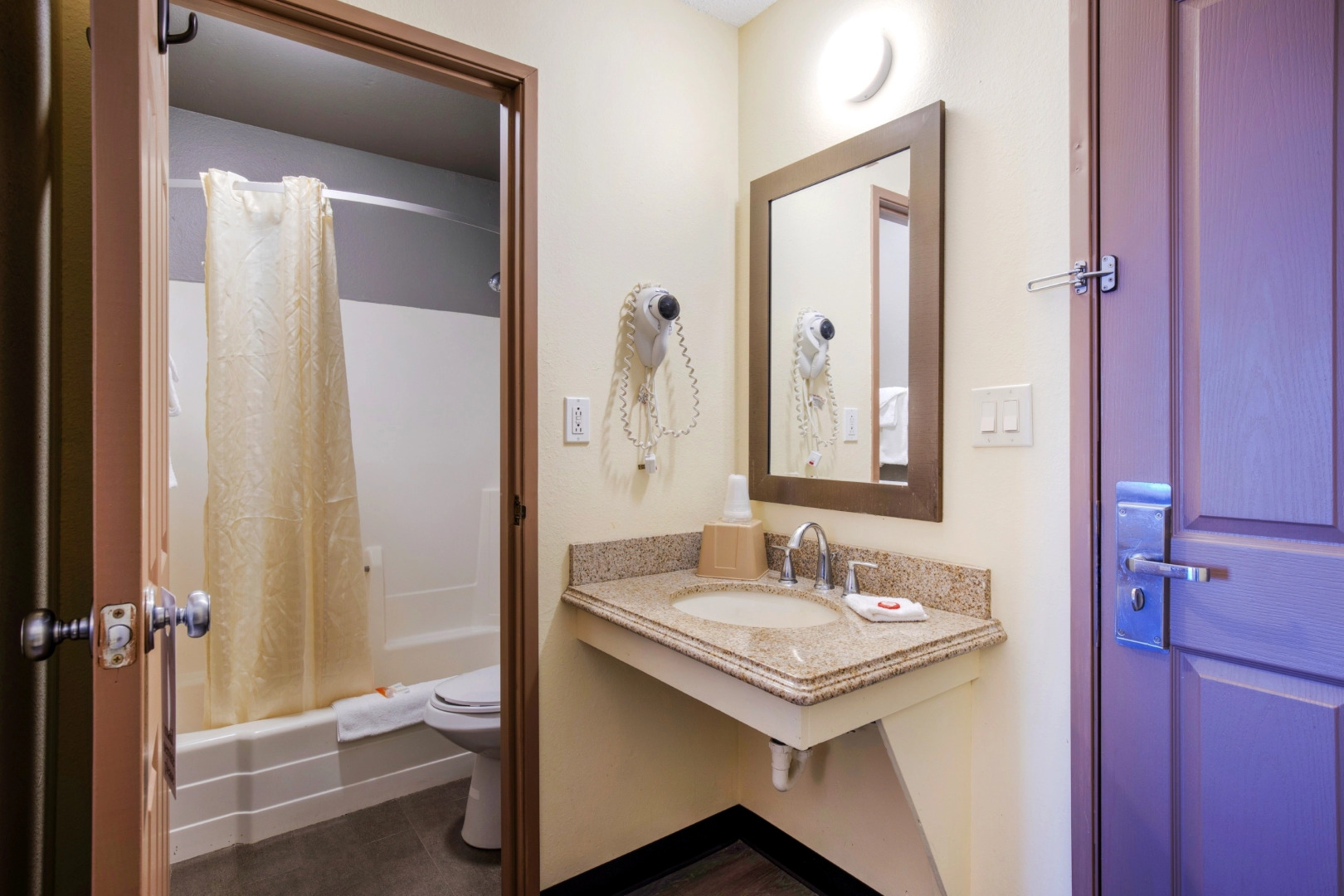 Rockview Hotel Castle Rock Downtown