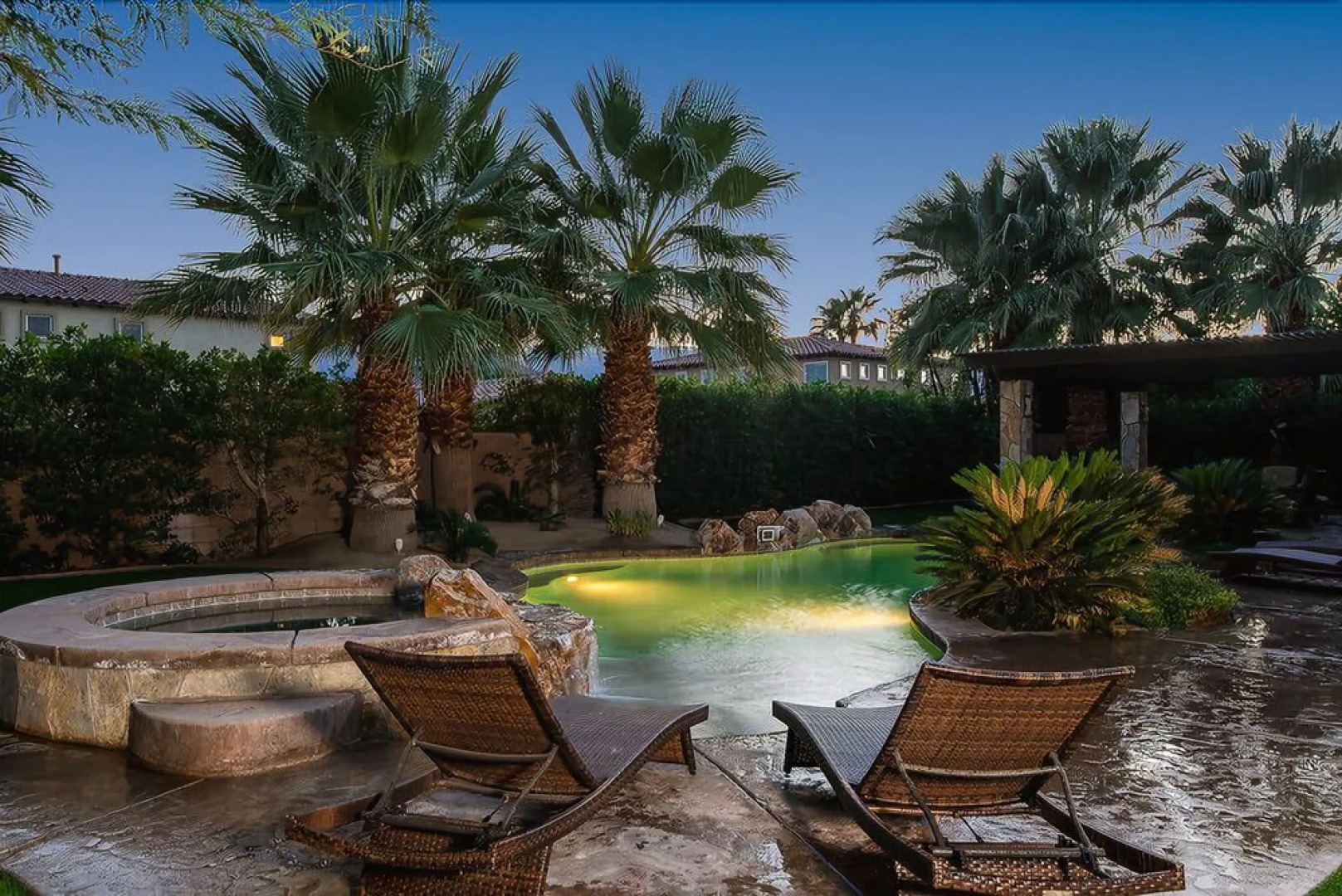 Apple Court - Four Bedroom Home