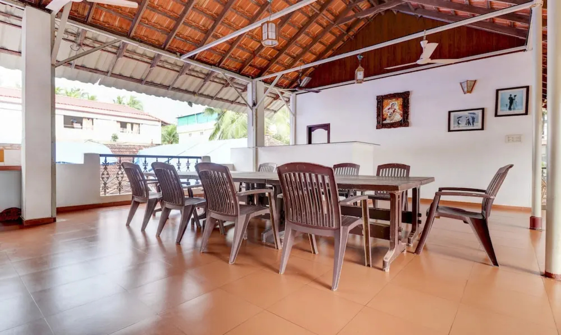 Shirleys Beach Hotel