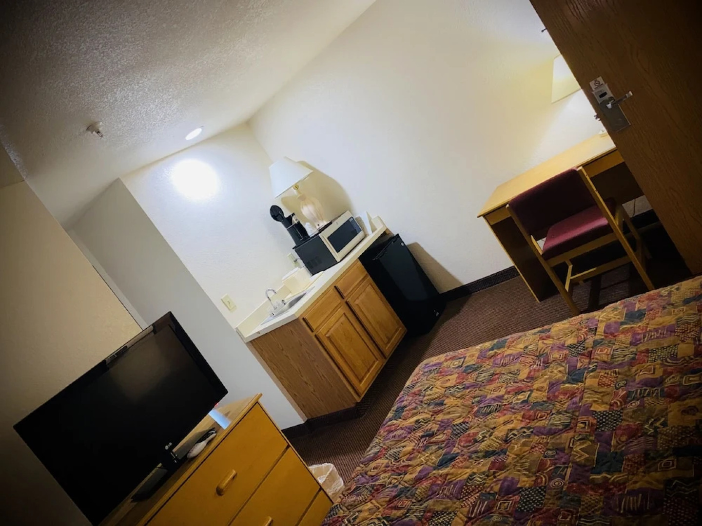 Herington Inn & Suites