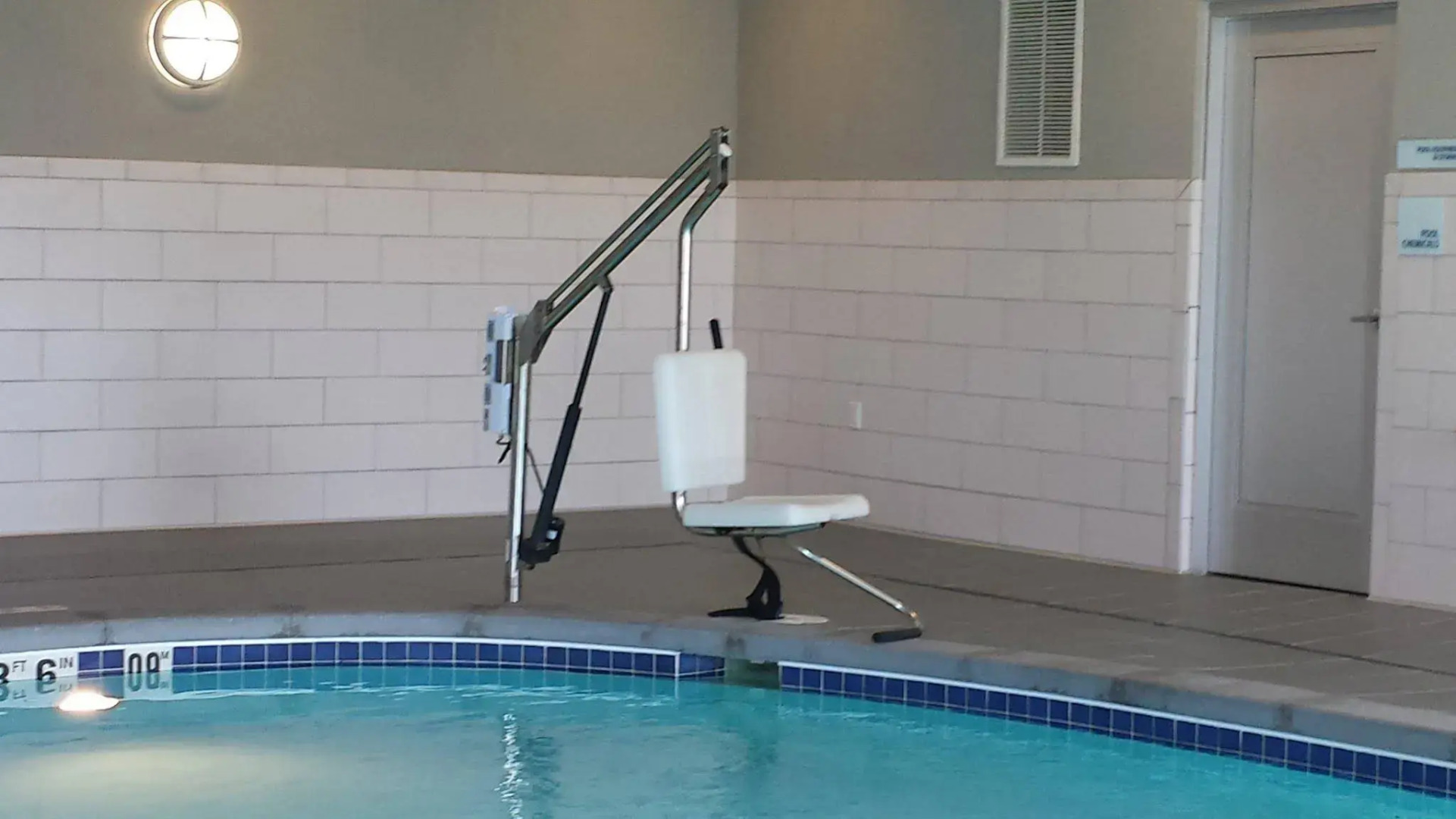 Holiday Inn Express & Suites Madison Central by IHG