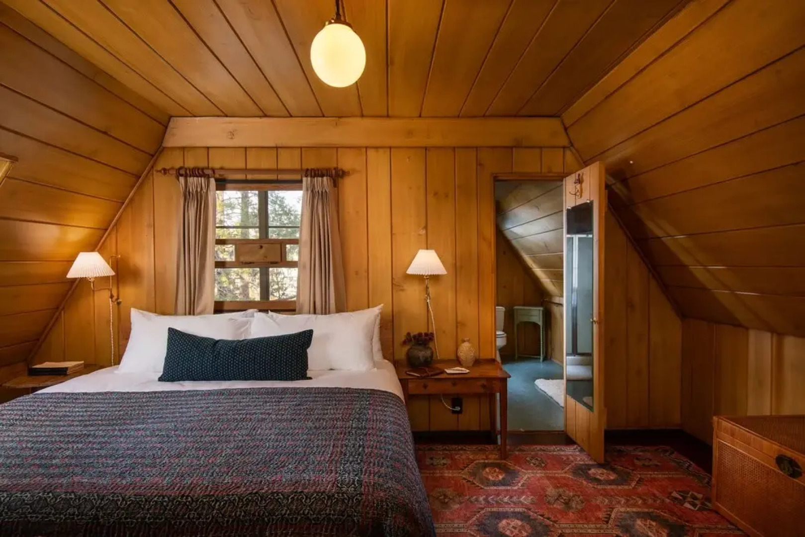 Cedar Pointe by Avantstay