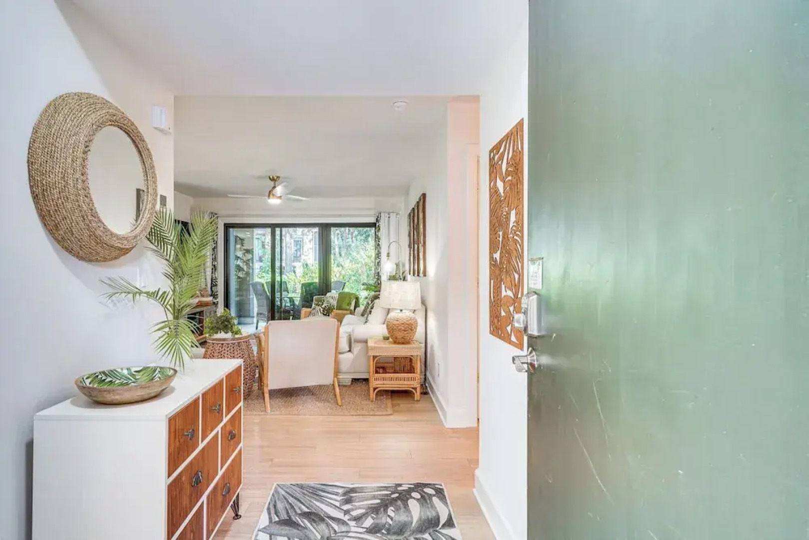 Luxe Tropical Resort Escape - Beaches Nearby!