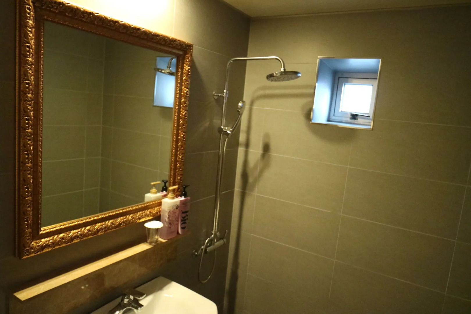 Hong C Hotel Gangneung Station