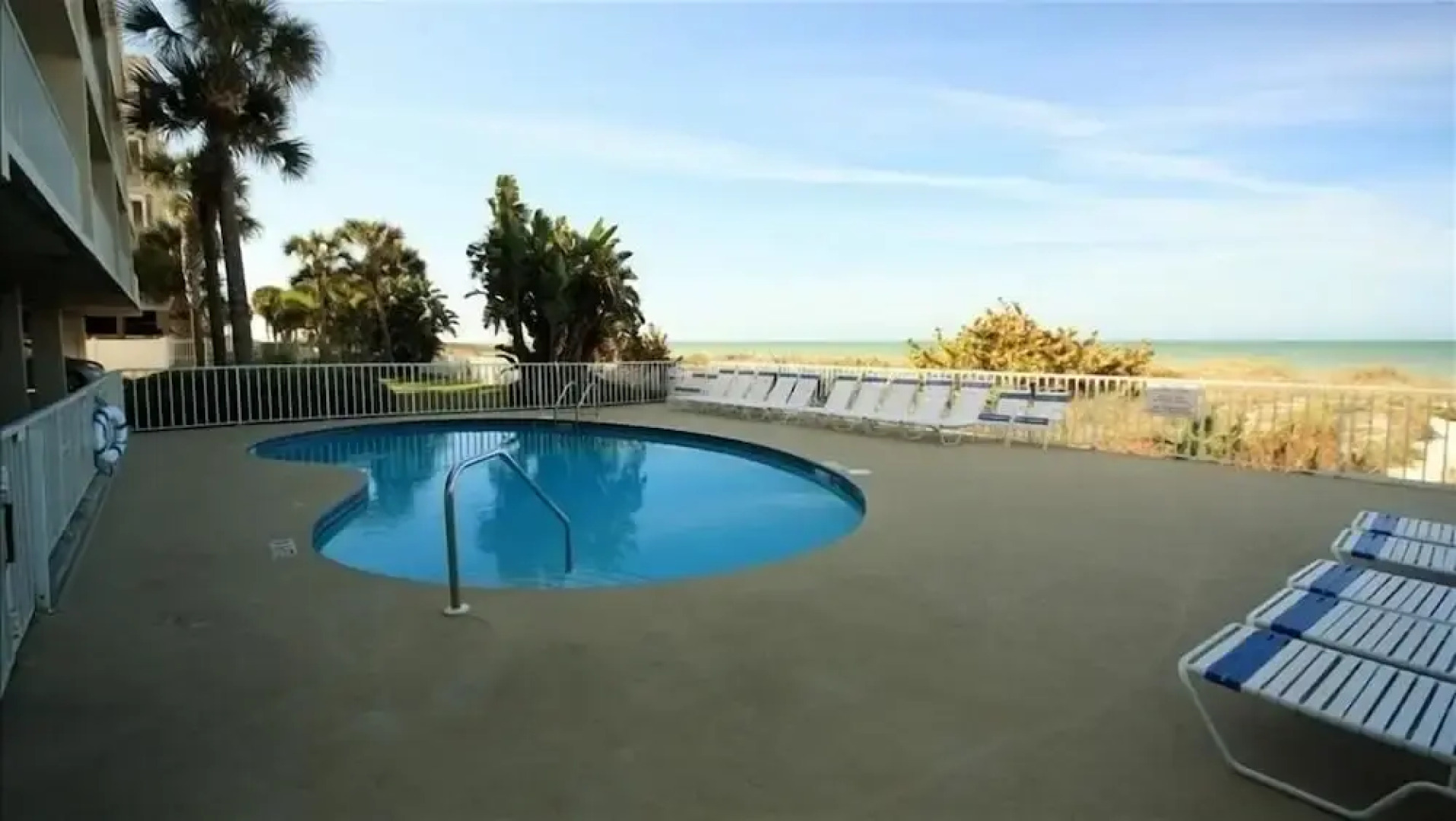 Hamilton 206 2 Br condo by RedAwning