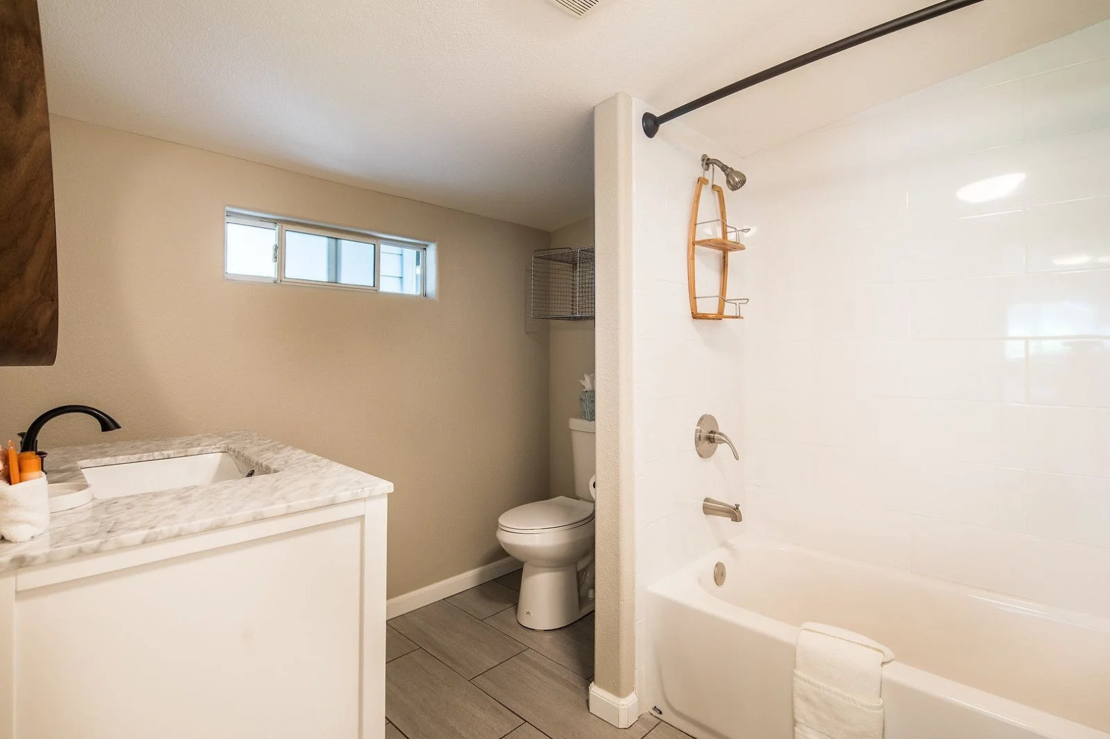 Cottages on River Road